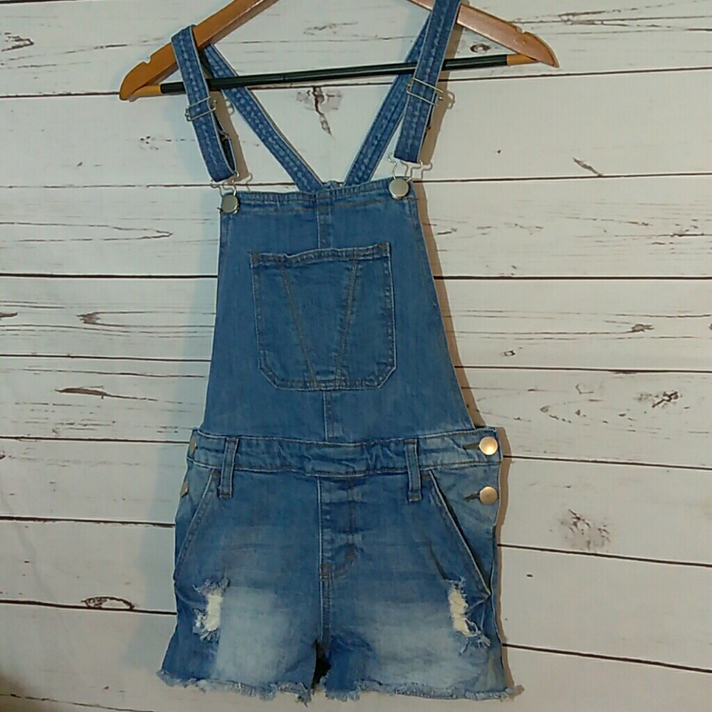 Denim Bib overall shorts. Size XS